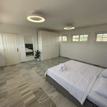 Mimosas Penthouse Cabopino *