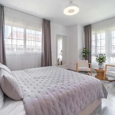 Mimosas Penthouse Cabopino 马尔韦利亚