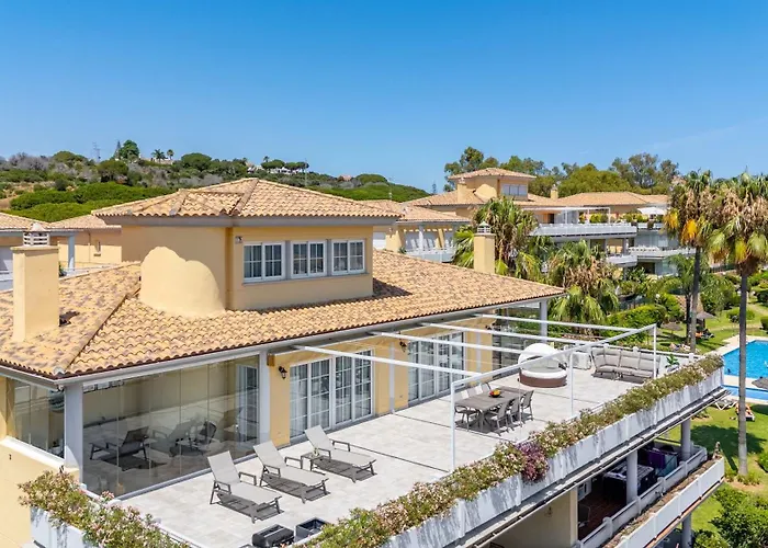 Mimosas Penthouse Cabopino Апартаменты *